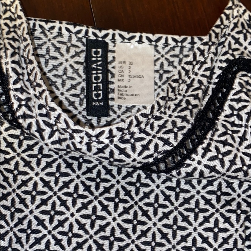H&M ROMPER - Picture 2 of 5